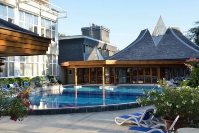 Danubius Health Spa Resort Heviz, thermal hotel at Lake Heviz with own spa center - ENSANA Health Spa Resort**** Hévíz - affordable thermal hotel and spa hotel in Heviz