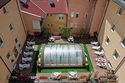Apartment Hotel in Heviz  4-star Hotel in Heviz - Hotel Palace Palota Heviz Hungary - ✔️ Hotel Palace Hévíz****✔️ wellness hotel at Lake Heviz