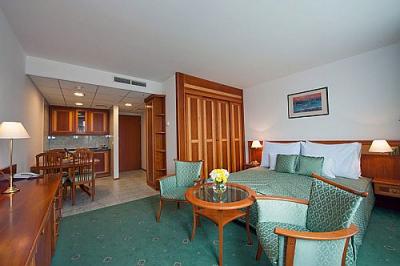 Hotel Palota Heviz - thermal hotel - apartments Heviz - ✔️ Hotel Palace Hévíz****✔️ wellness hotel at Lake Heviz