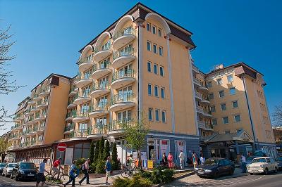 Hotel Palace Palota Heviz - 4-star hotel in Heviz - ✔️ Hotel Palace Hévíz****✔️ wellness hotel at Lake Heviz