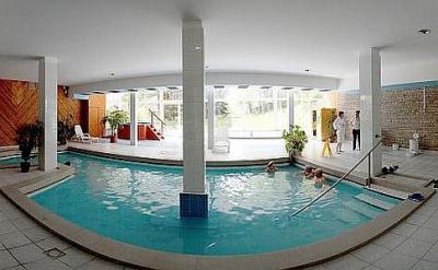 Spa Thermal Hotel Fit Heviz - interior spa relax pool with medicinal water in Heviz, in the 4-star wellness hotel - Hotel Fit*** Heviz - Thermal Hotel Fit affordable wellness hotel in Heviz with halfboard packages